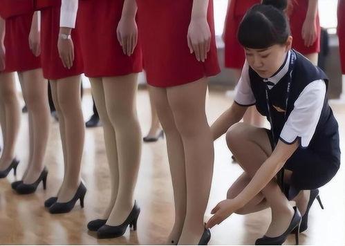 空姐行李箱 丝袜,空姐行李箱里的时尚与智慧